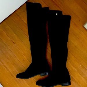 Chinese Laundry over the need stretch boot